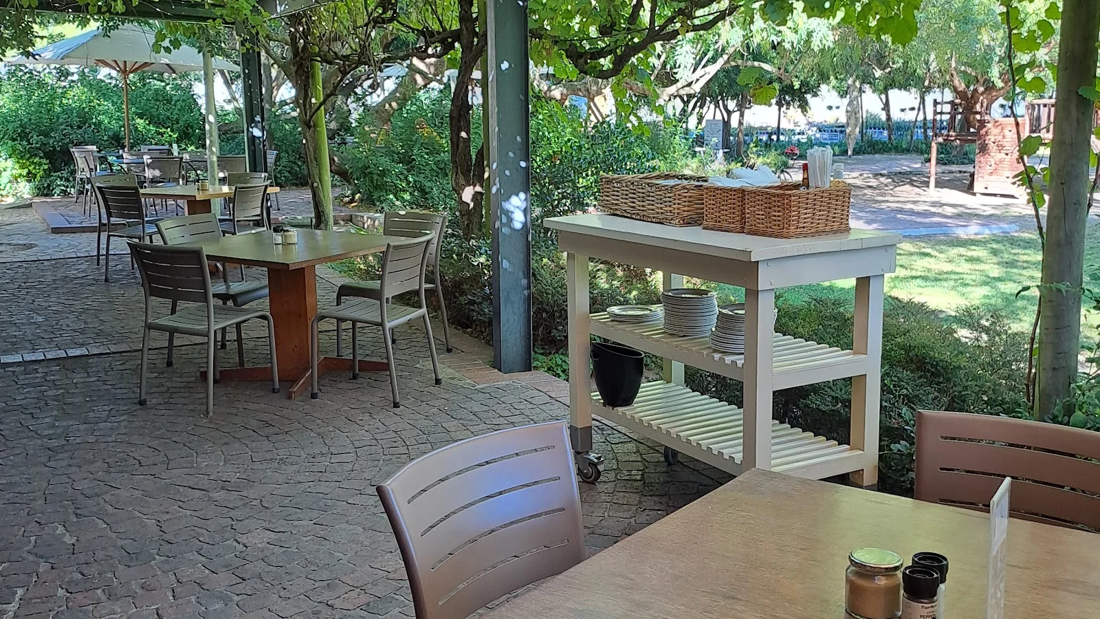 Klein Joostenberg Picnics — kid-friendly venue in Stellenbosch